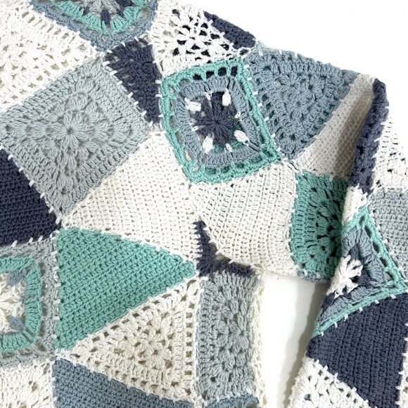 Vintage BEA CLASSICS Crochet Sweater Size L - Picture 3 of 12